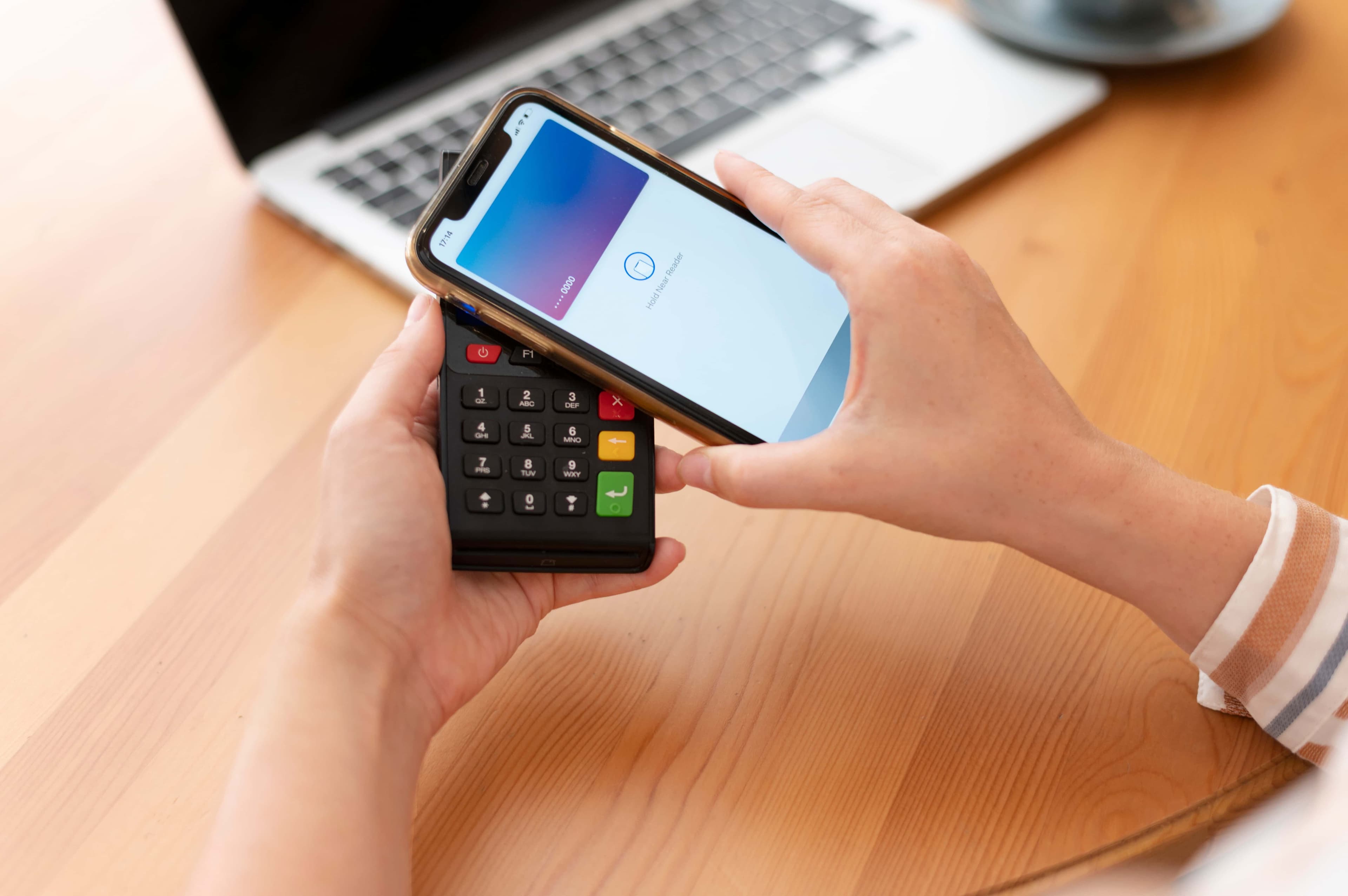 Debit Card Processing Services - Banco Bolivariano